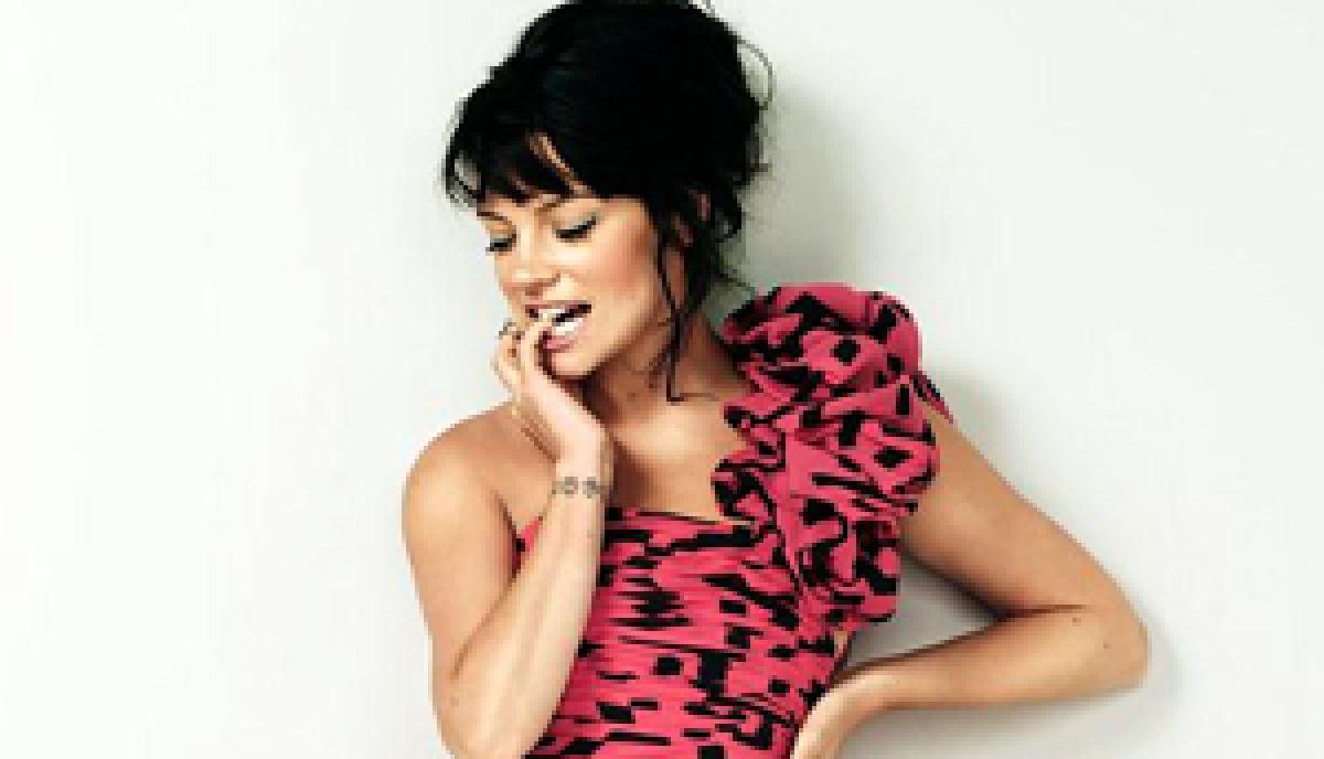 Lily Allen collapsed at Glastonbury festival?